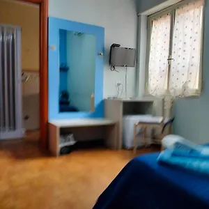 Bed & Breakfast Max Policlinico
